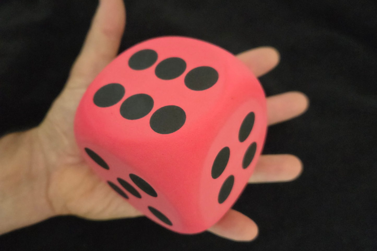 🎲 Velikanska mehka kocka – barvita, varna, zabavna! 🌈